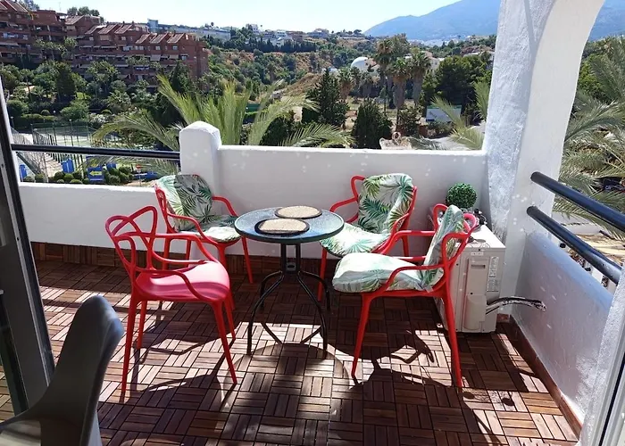 Pueblo Evita Abril * Benalmádena